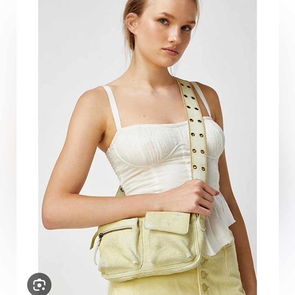 Weathered Wade Sling bag